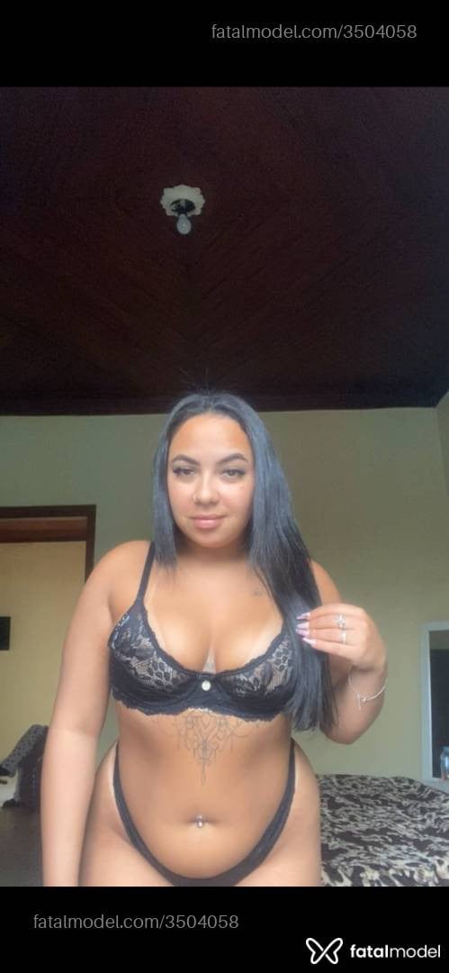 Acompanhante mulher morena (o) de olhos castanhos - Nicole Santini