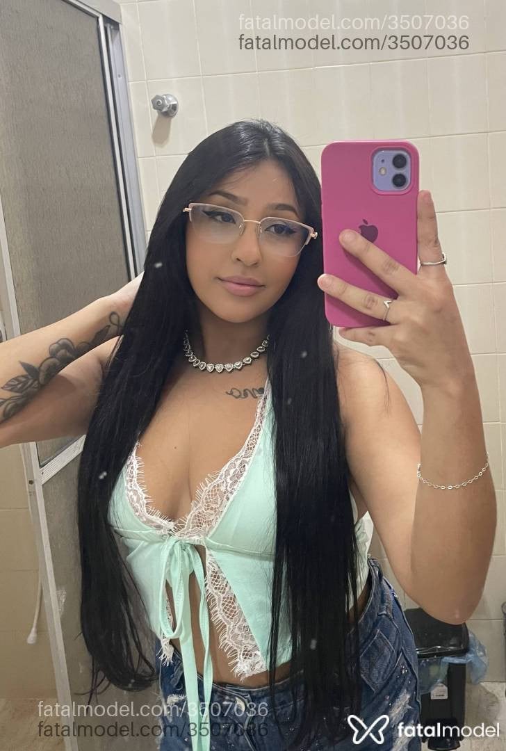 Acompanhante mulher morena (o) de olhos castanhos - Ana Liz