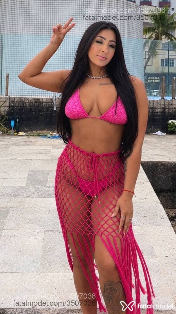 Acompanhante mulher morena (o) de olhos castanhos - Ana Liz