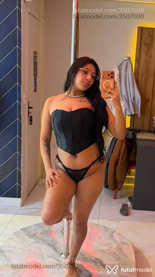 Acompanhante mulher morena (o) de olhos castanhos - Ana Liz