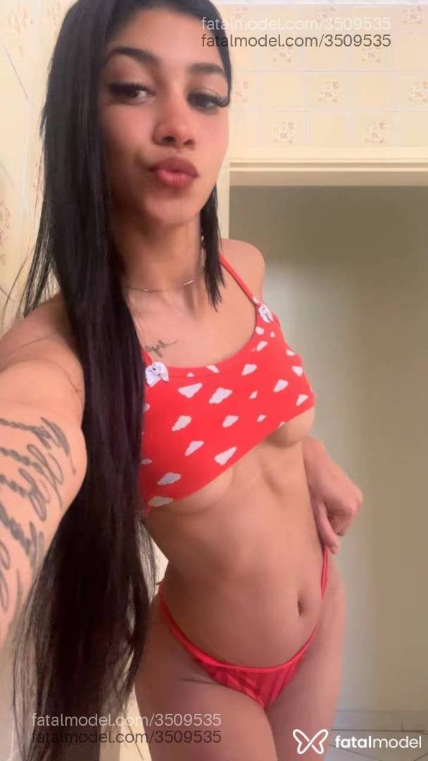 Acompanhante mulher morena (o) de olhos castanhos - Luana