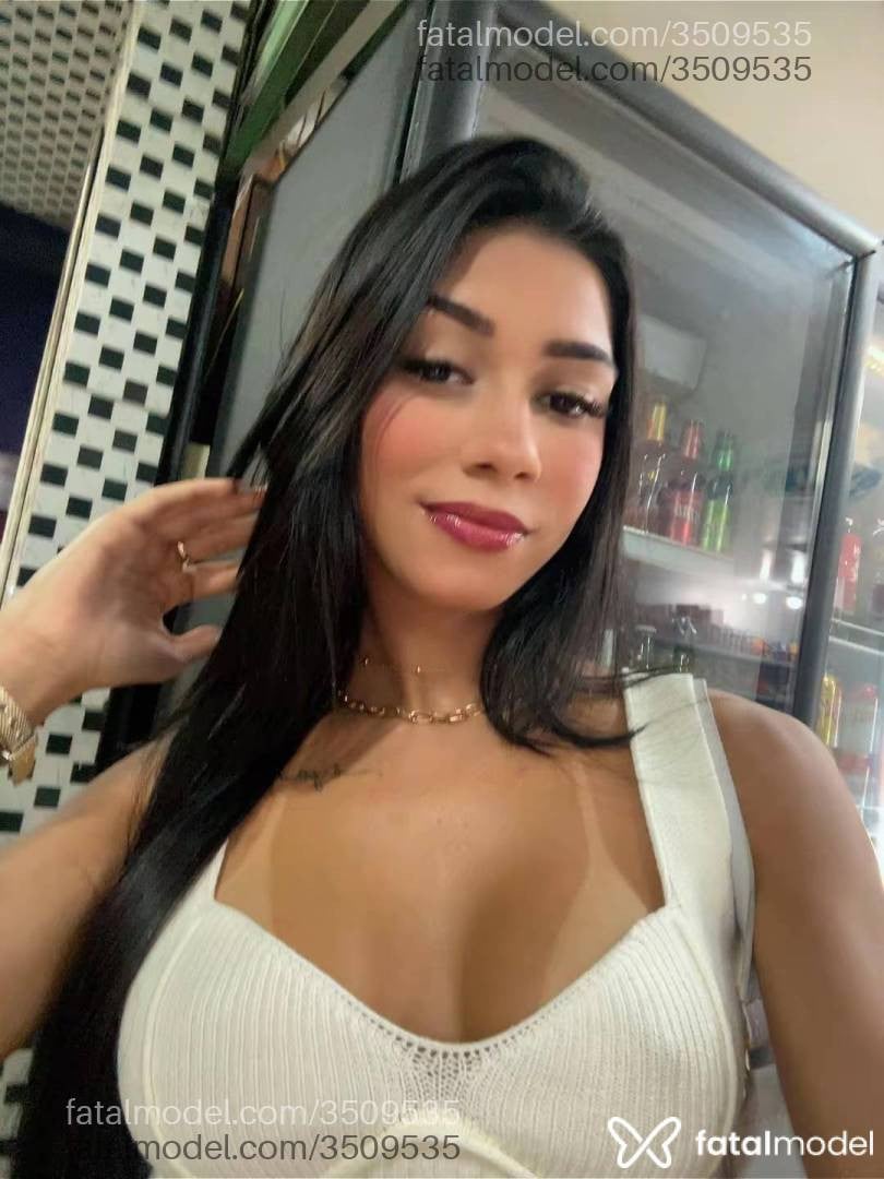 Acompanhante mulher morena (o) de olhos castanhos - Luana