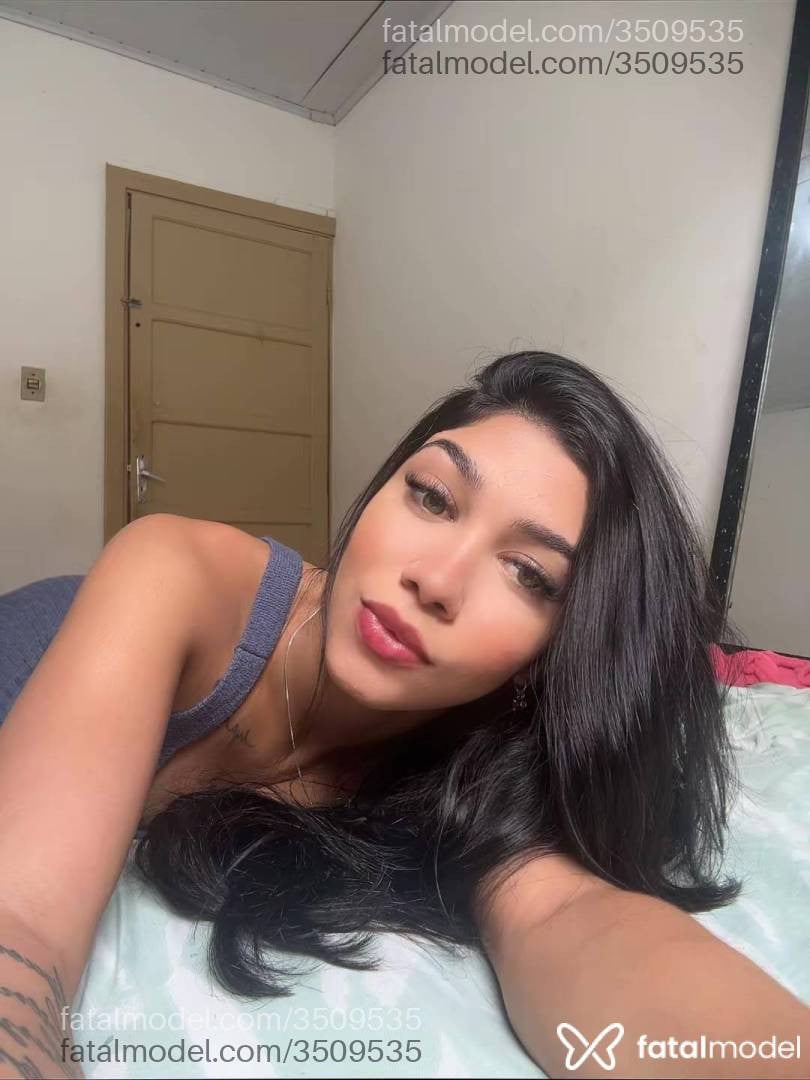 Acompanhante mulher morena (o) de olhos castanhos - Luana
