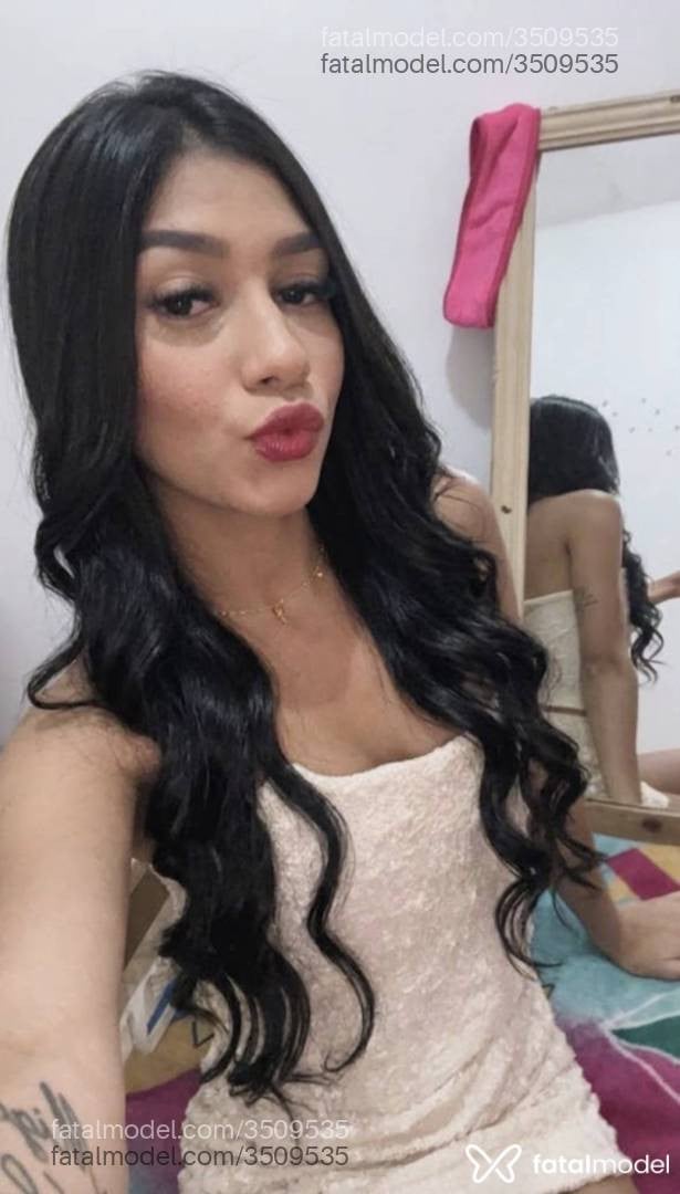 Acompanhante mulher morena (o) de olhos castanhos - Luana
