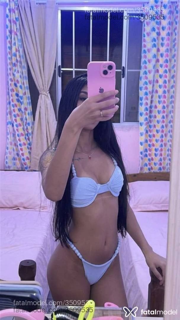 Acompanhante mulher morena (o) de olhos castanhos - Luana