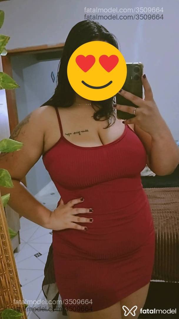 Acompanhante mulher morena (o) de olhos pretos - Morena