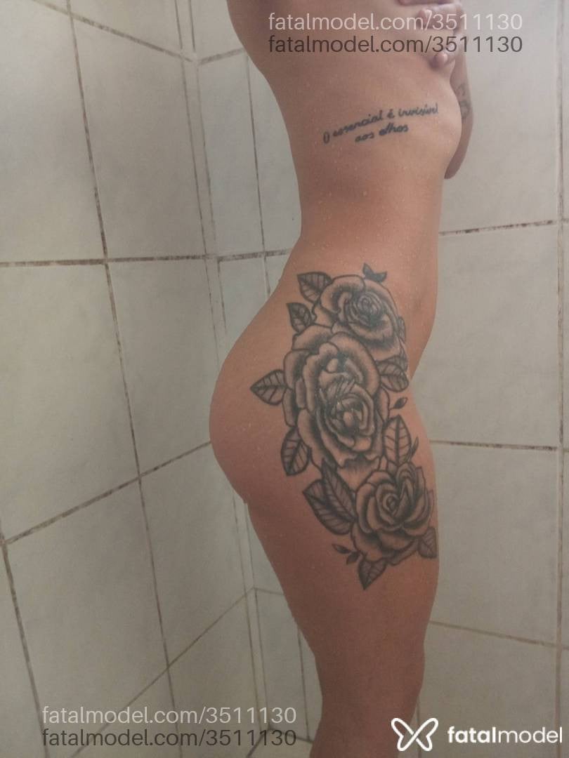 Acompanhante mulher morena (o) de olhos castanhos - Josynha