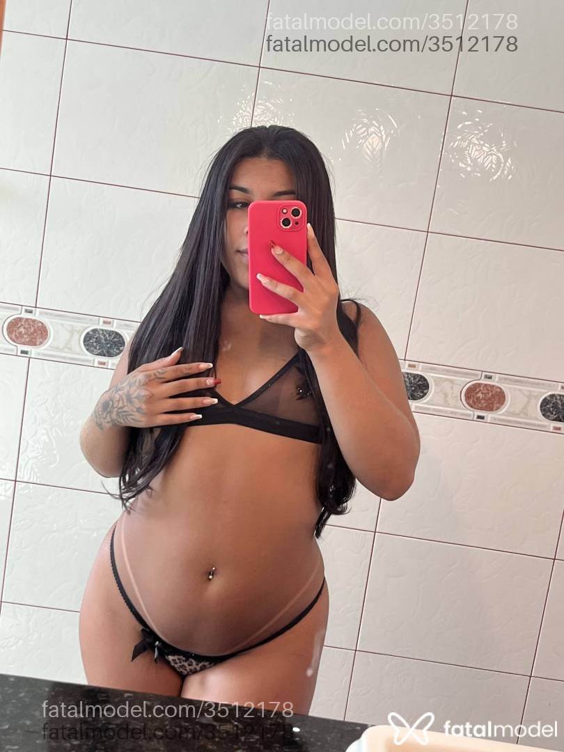 Acompanhante mulher morena (o) de olhos castanhos - Iiz angel