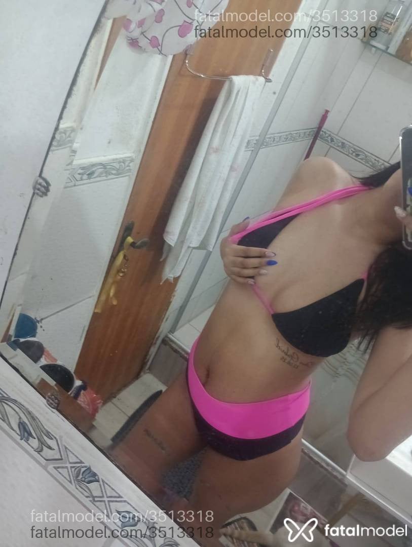 Acompanhante mulher morena (o) de olhos pretos - Evelyn Santos