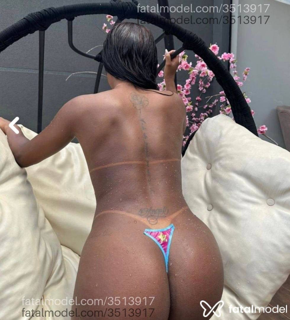 Acompanhante mulher morena (o) de olhos castanhos - Lorena