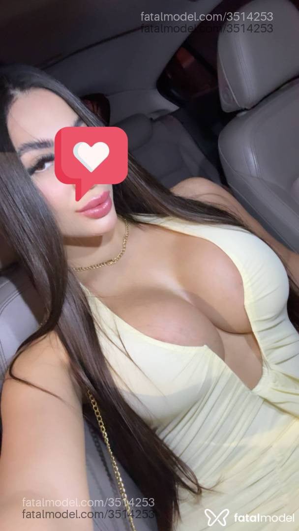 Acompanhante mulher morena (o) de olhos castanhos - Isiis