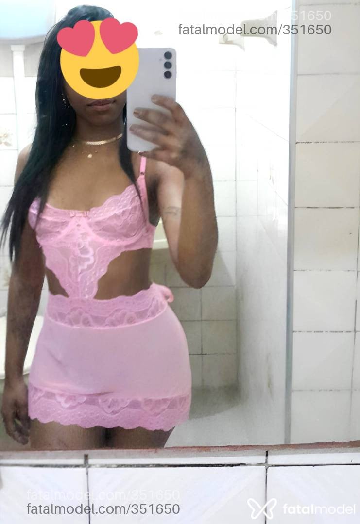 Acompanhante mulher morena (o) de olhos mel - Yara kali