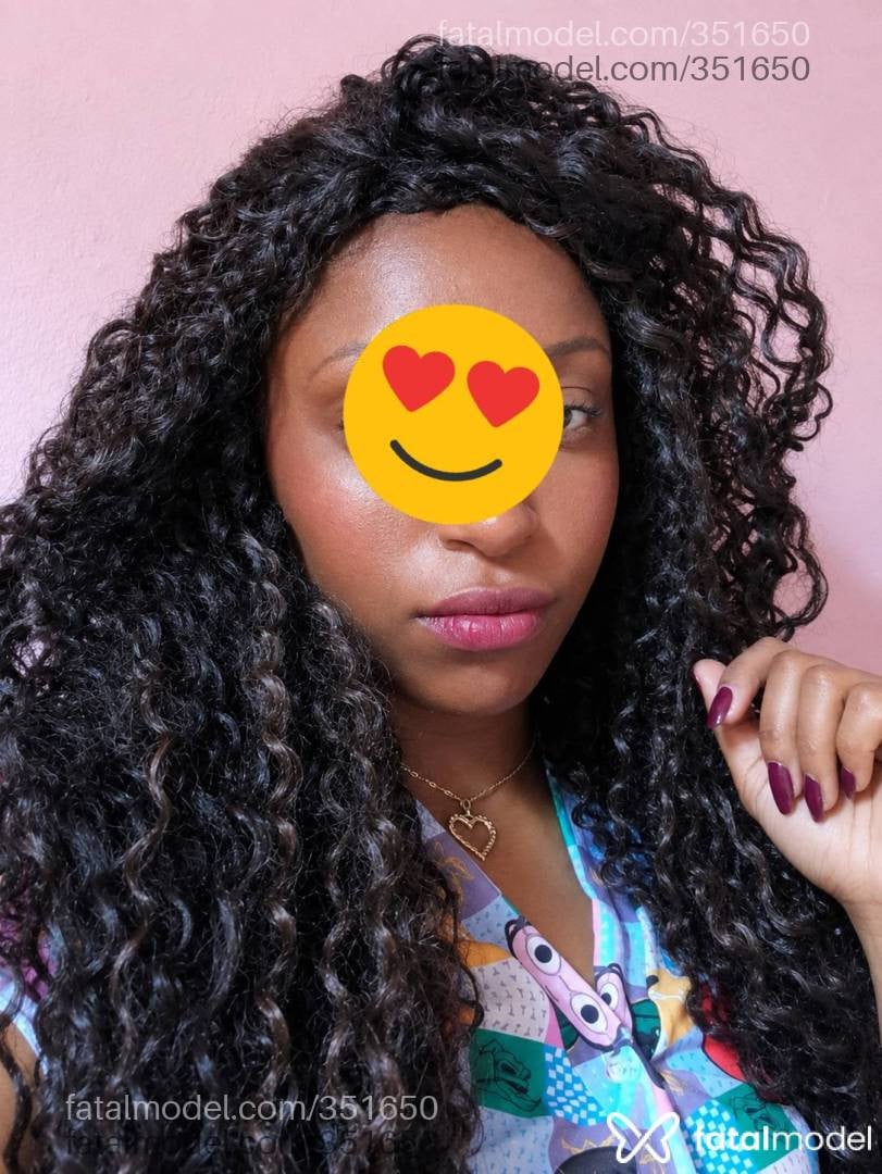 Acompanhante mulher morena (o) de olhos mel - Yara kali