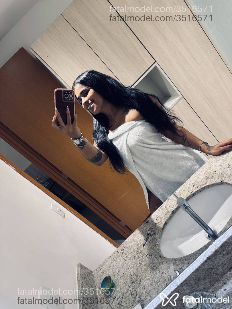 Acompanhante mulher morena (o) de olhos pretos - Brenda morenaaah