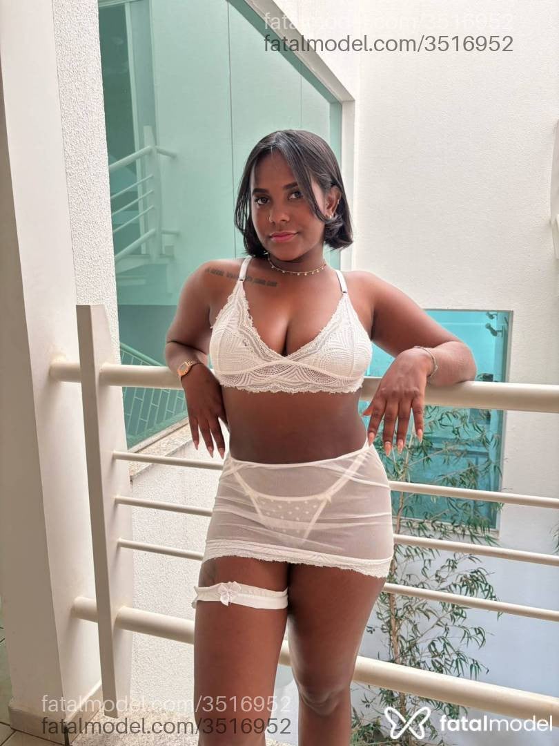 Acompanhante mulher com cabelo castanho de olhos castanhos - Kyara