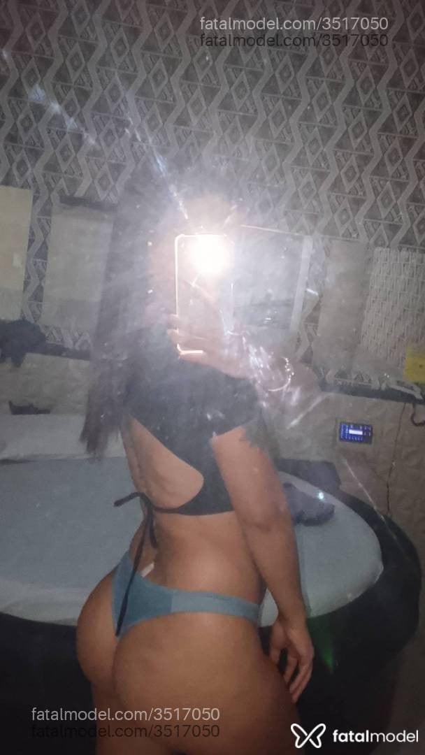 Acompanhante mulher morena (o) de olhos pretos - Keline