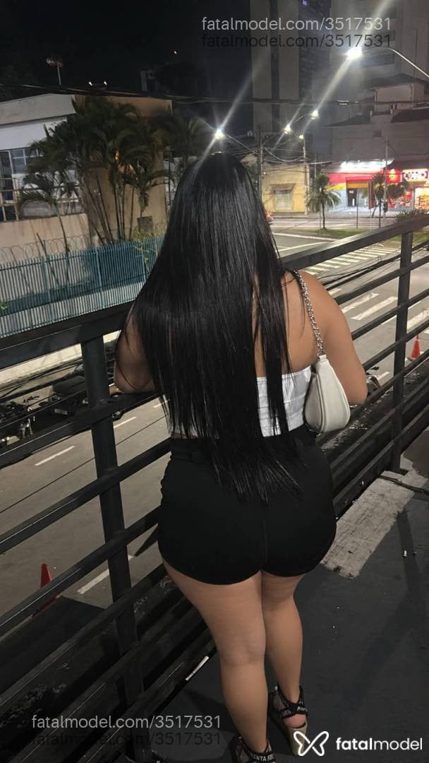 Acompanhante mulher morena (o) de olhos mel - Rebeka Sthany