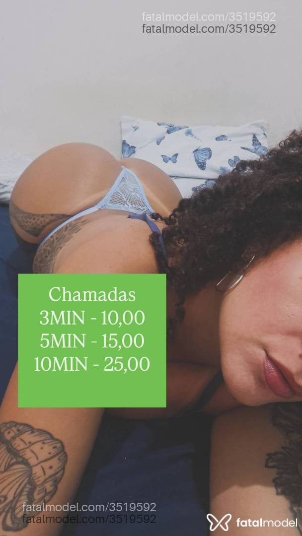 Acompanhante mulher morena (o) de olhos pretos - Lola Garcia
