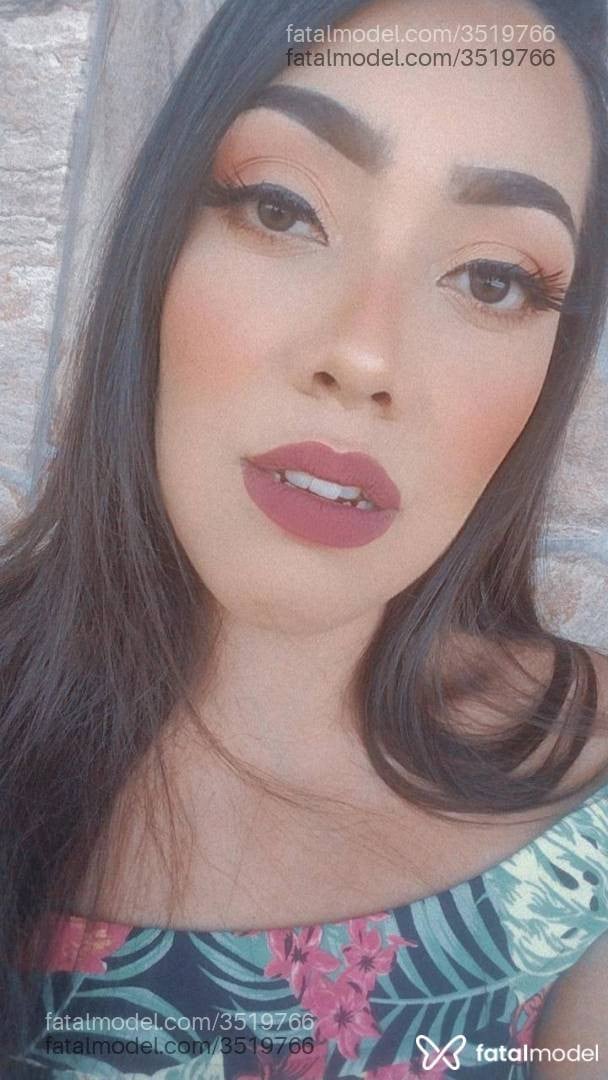 Acompanhante mulher morena (o) de olhos castanhos - Letícia Marques