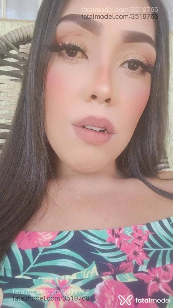 Acompanhante mulher morena (o) de olhos castanhos - Letícia Marques