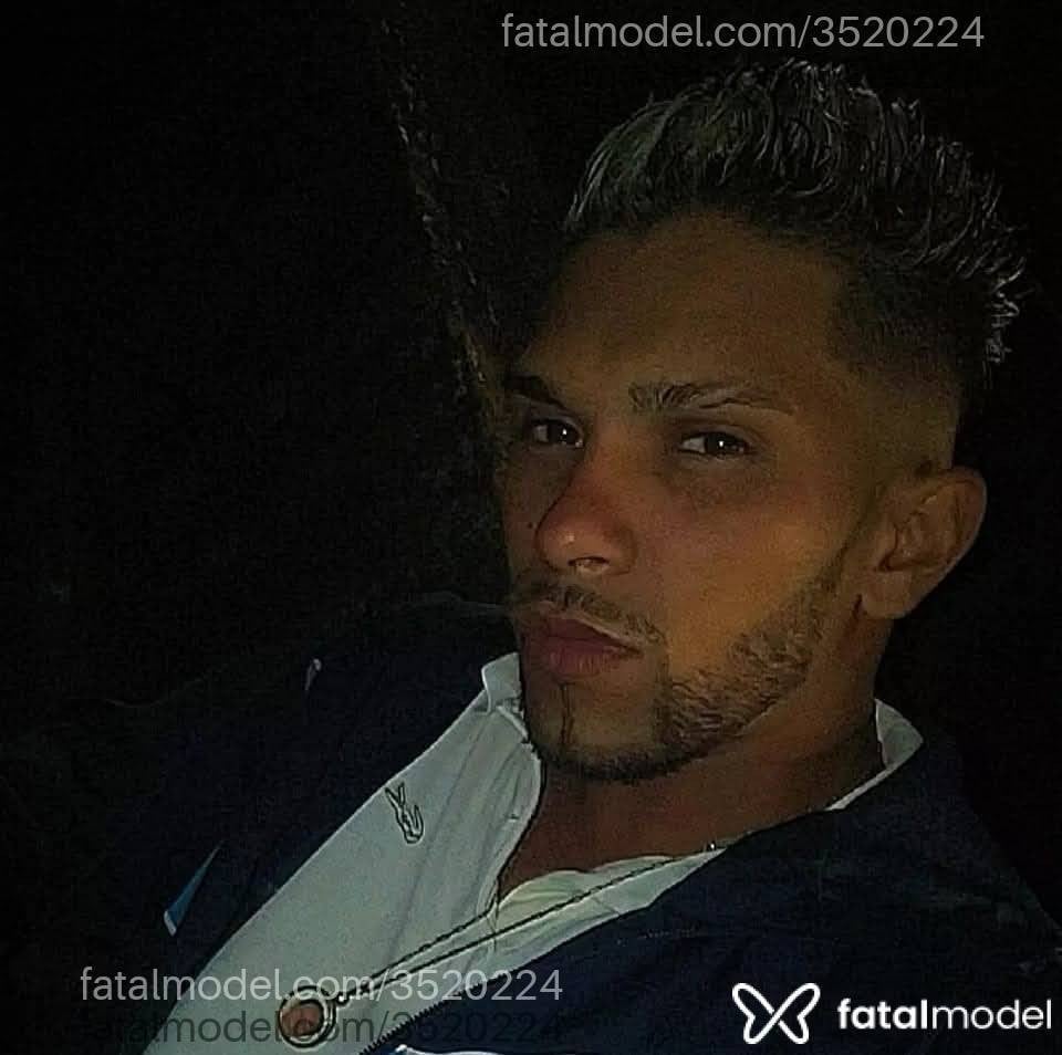 Acompanhante homem morena (o) de olhos castanhos - Miguel Augusto