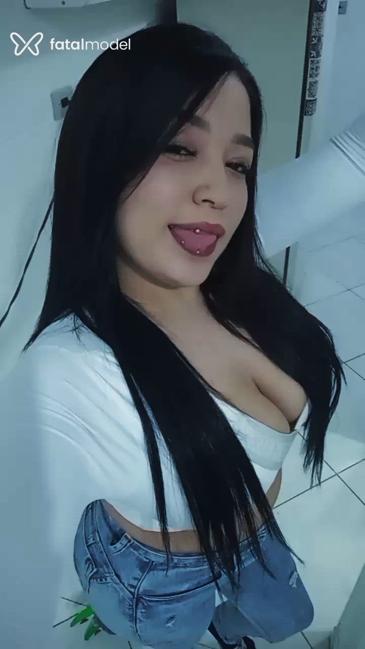 Acompanhante mulher morena (o) de olhos castanhos - Larissa Bitencourt