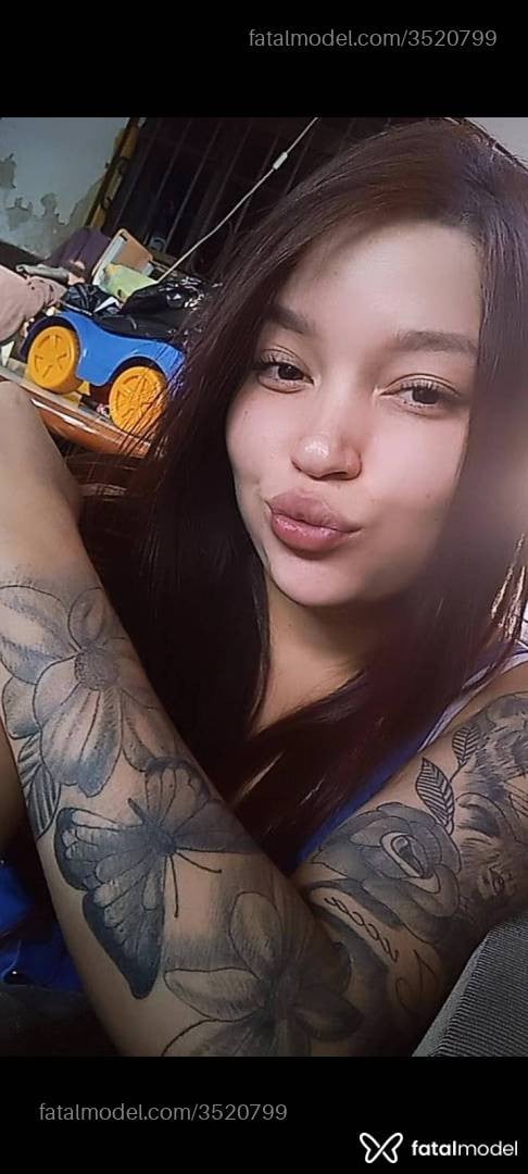 Acompanhante mulher morena (o) de olhos castanhos - Larissa Bitencourt