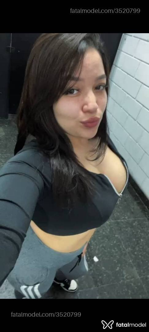 Acompanhante mulher morena (o) de olhos castanhos - Larissa Bitencourt