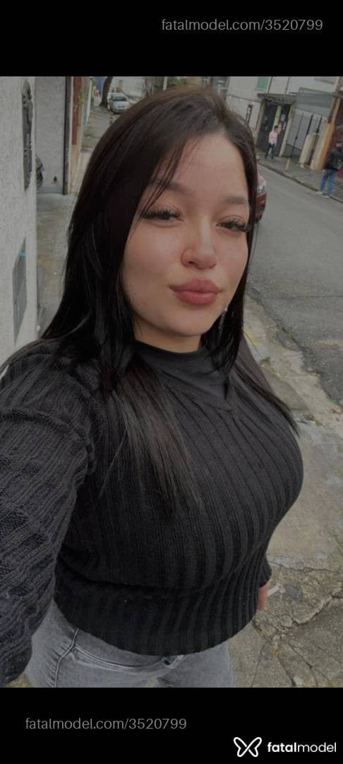 Acompanhante mulher morena (o) de olhos castanhos - Larissa Bitencourt