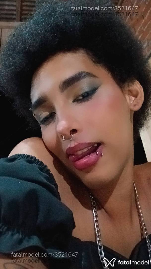 Acompanhante mulher trans morena (o) de olhos castanhos - Agatha Nunes Acompanhante mulher trans morena (o) de olhos castanhos - Agatha Nunes