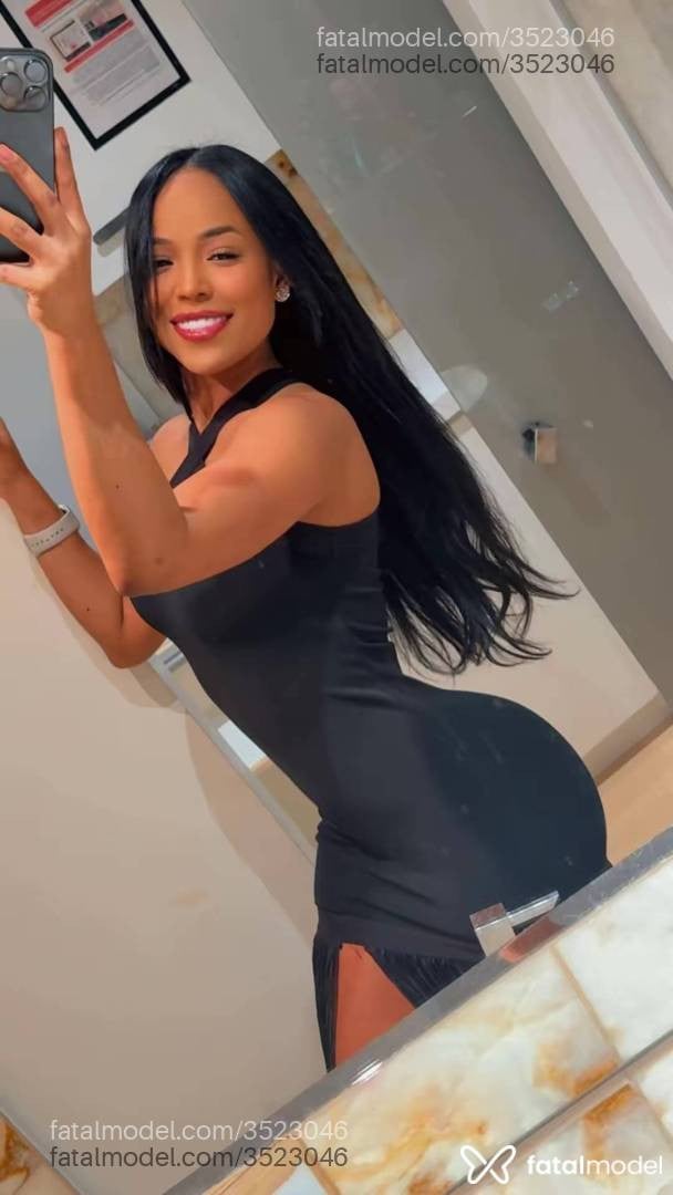 Acompanhante mulher morena (o) de olhos pretos - Rafaela