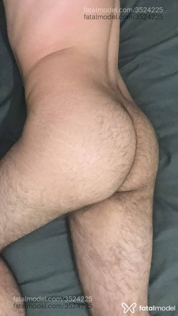 Acompanhante homem com cabelo castanho de olhos castanhos - John