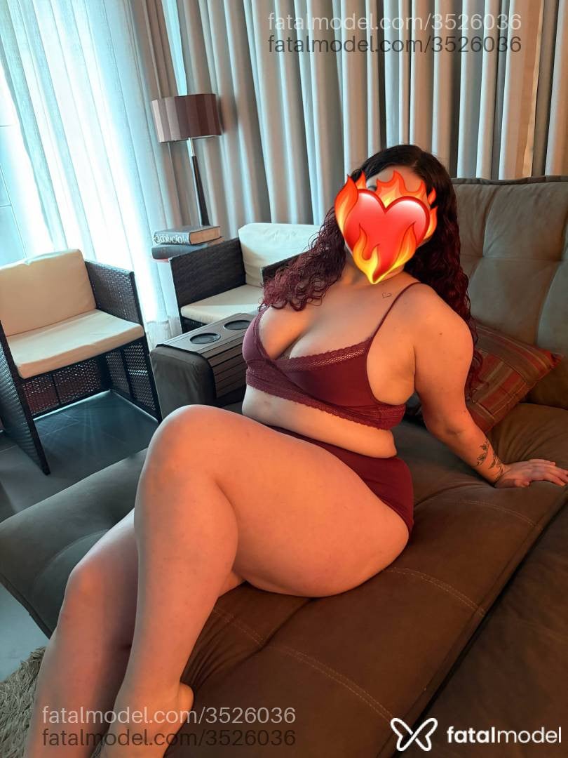 Acompanhante mulher morena (o) de olhos castanhos - Bianca