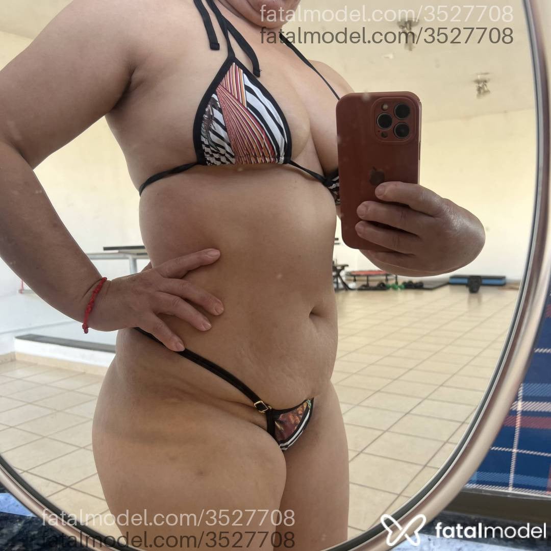 Acompanhante mulher com cabelo castanho de olhos castanhos - Bianca