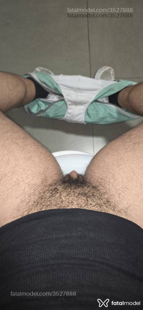 Acompanhante homem trans morena (o) de olhos castanhos - Don Papi