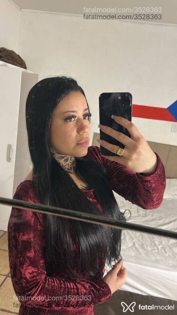 Acompanhante mulher morena (o) de olhos castanhos - Brenda Beeh