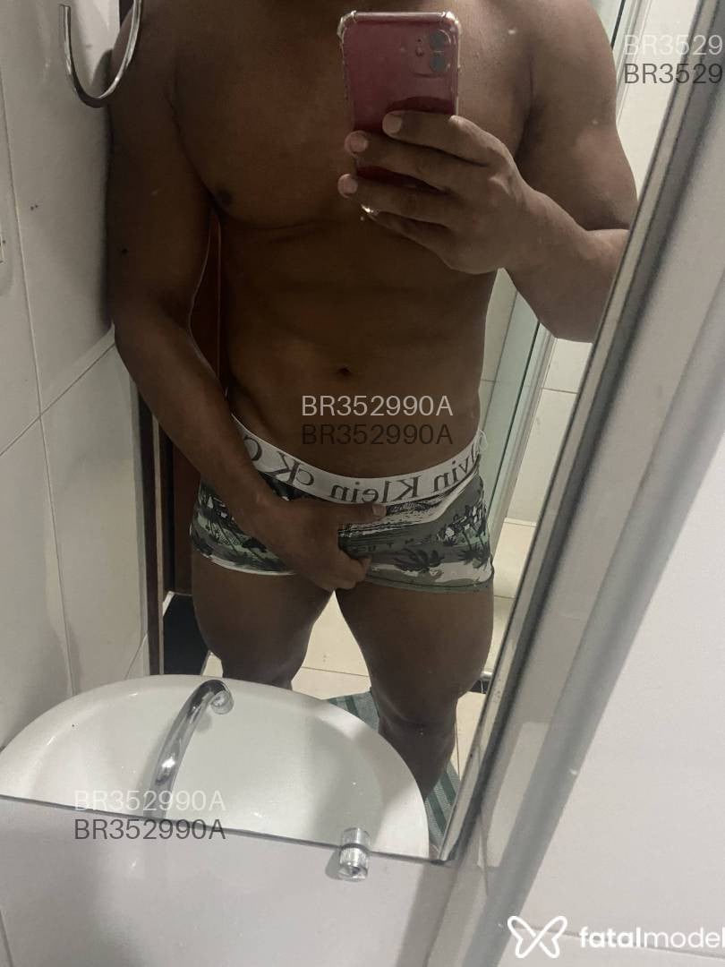 Acompanhante homem morena (o) de olhos cinza - Lucas Cacique