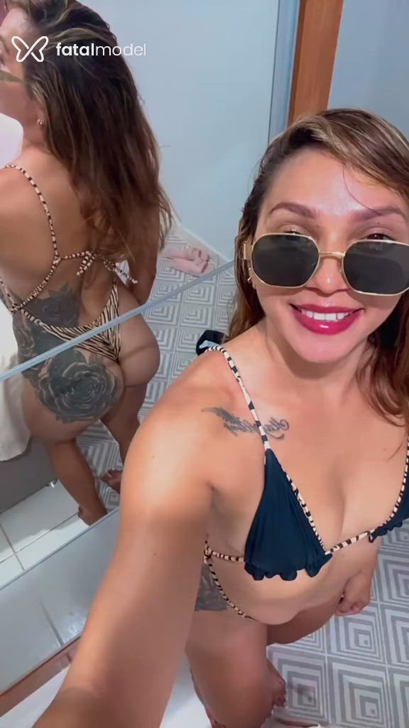 Acompanhante mulher com cabelo castanho de olhos castanhos - Suziferraz Acompanhante mulher com cabelo castanho de olhos castanhos - Suziferraz