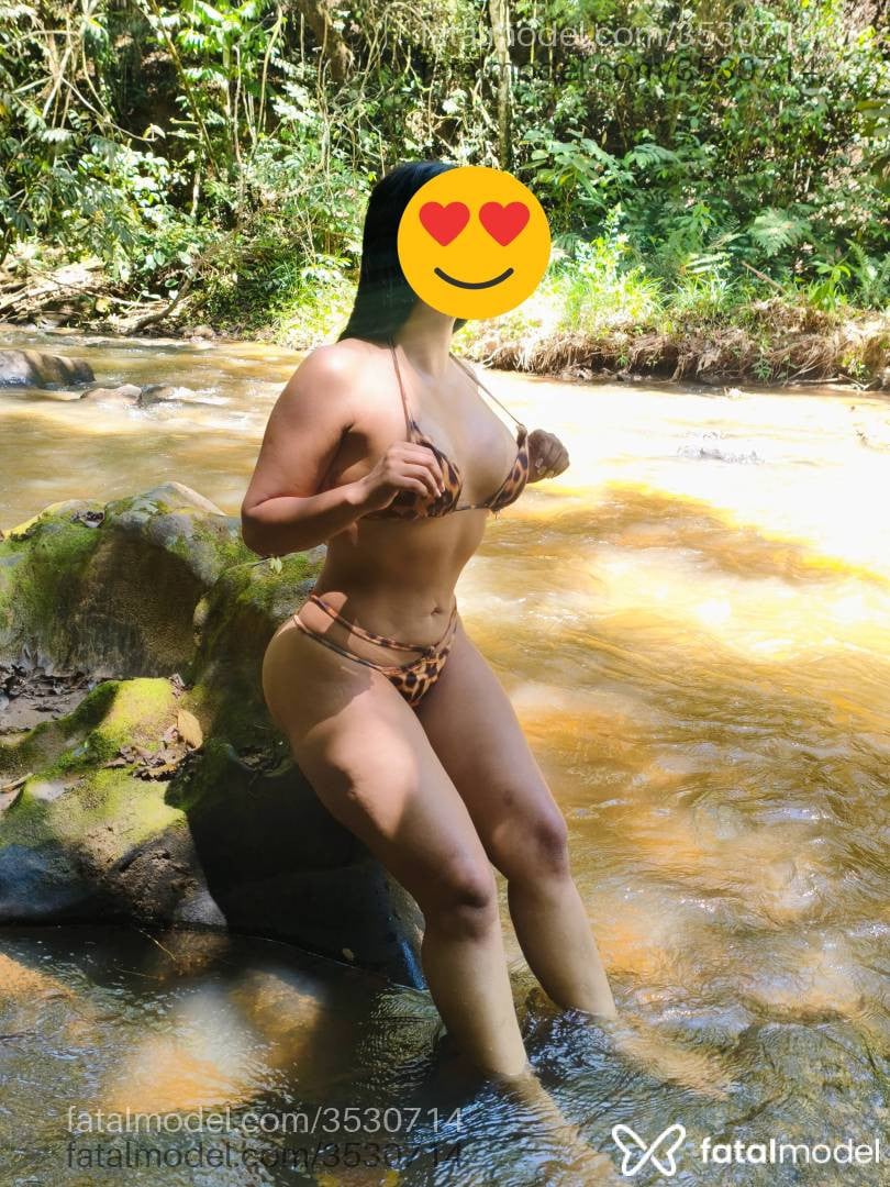 Acompanhante mulher morena (o) de olhos castanhos - Kamilly
