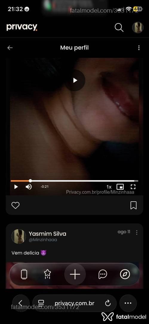 Acompanhante mulher com cabelo castanho de olhos castanhos - Yasmin Germano