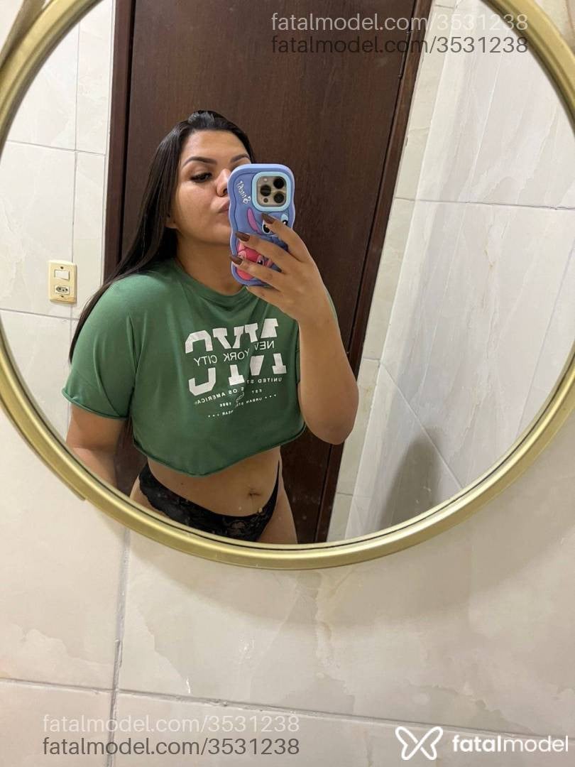 Acompanhante mulher com cabelo castanho de olhos castanhos - Amanda