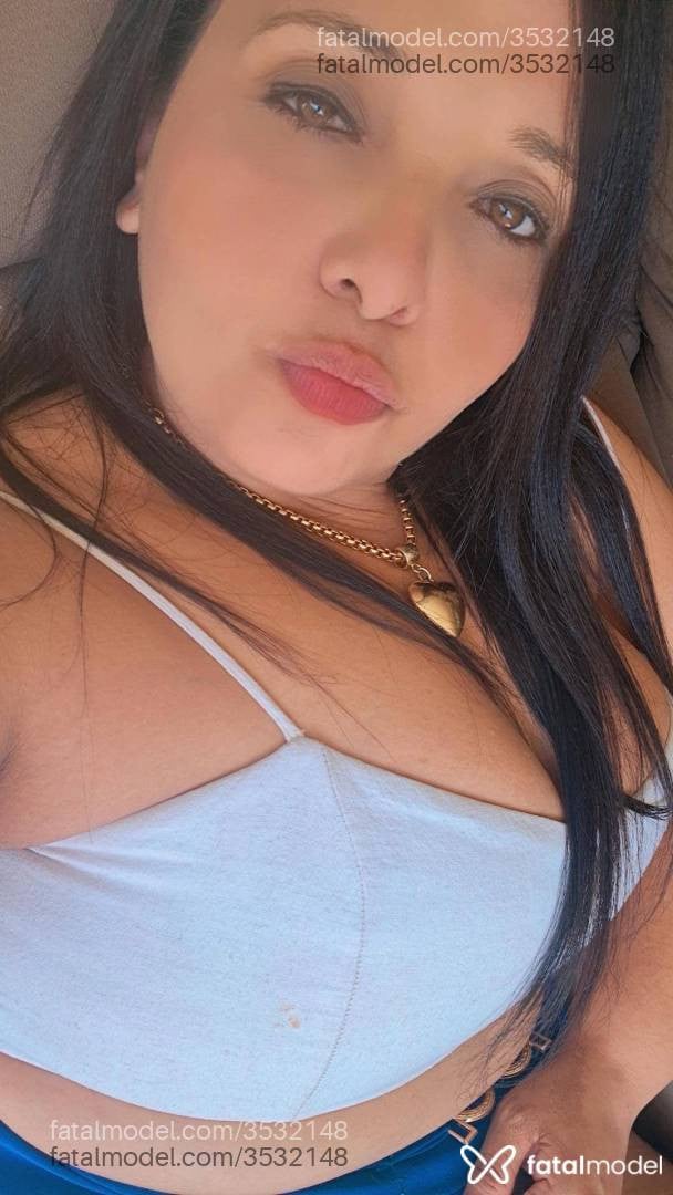Acompanhante mulher morena (o) de olhos mel - Milla