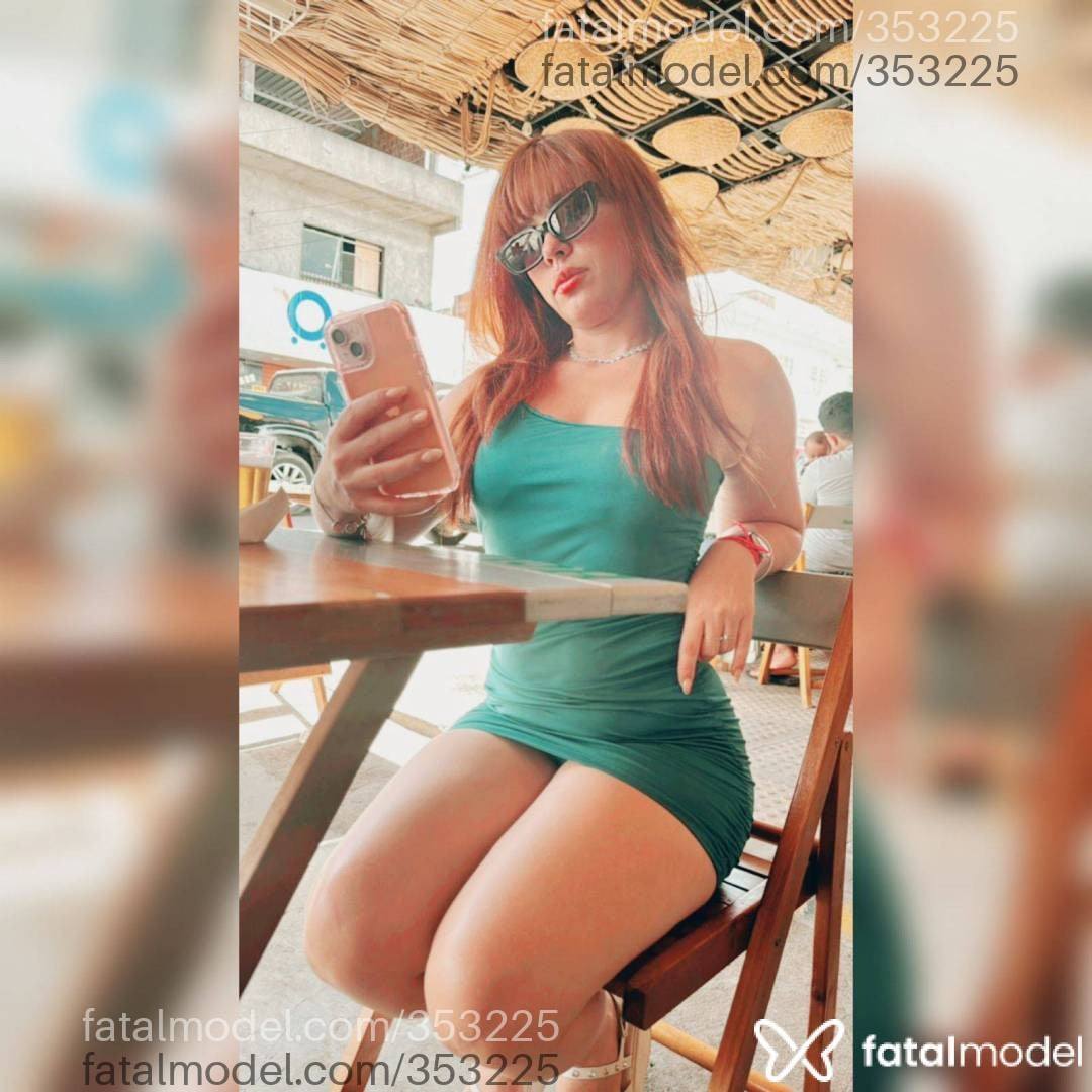 Acompanhante mulher ruiva (o) de olhos mel - Vitória silva