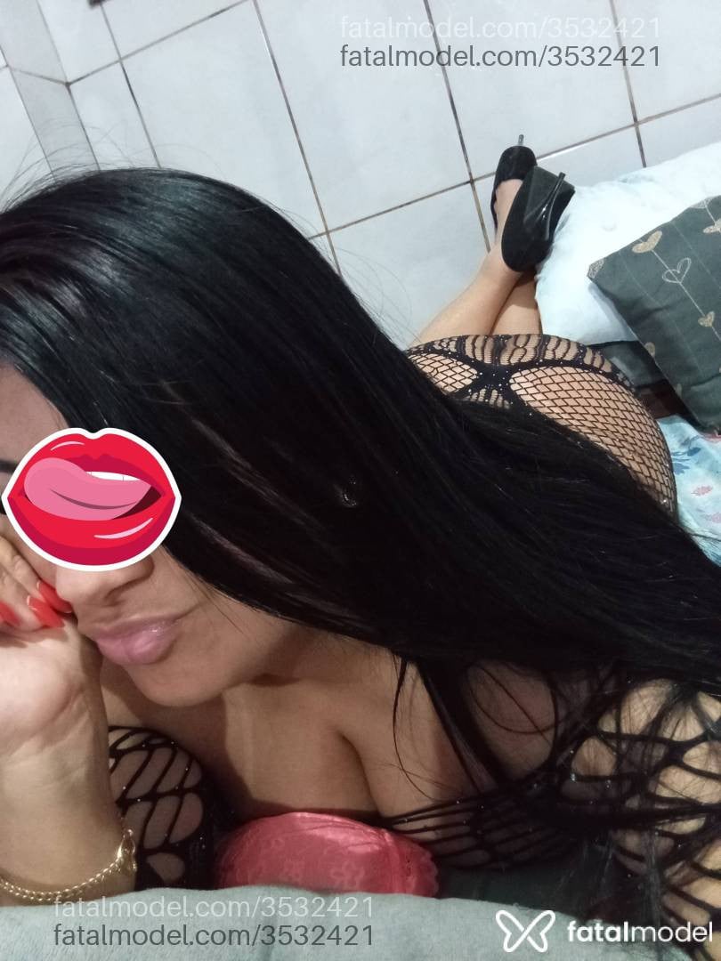 Acompanhante mulher morena (o) de olhos castanhos - Julia Castro