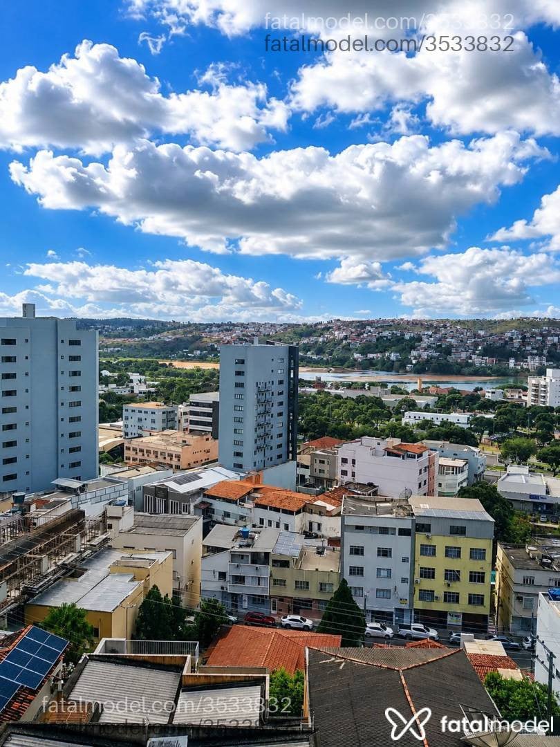 Acompanhante homem morena (o) de olhos castanhos - Mathew