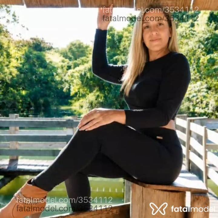 Acompanhante mulher loira (o) de olhos castanhos - Zara Barros