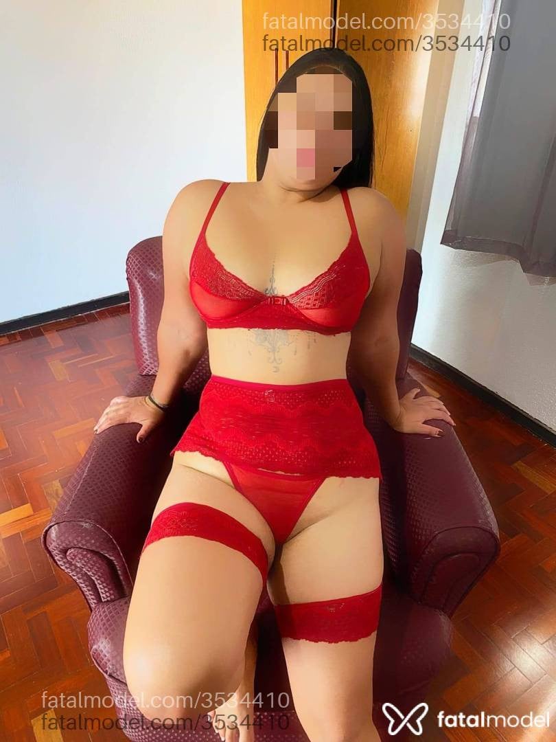 Acompanhante mulher morena (o) de olhos pretos - Amanda