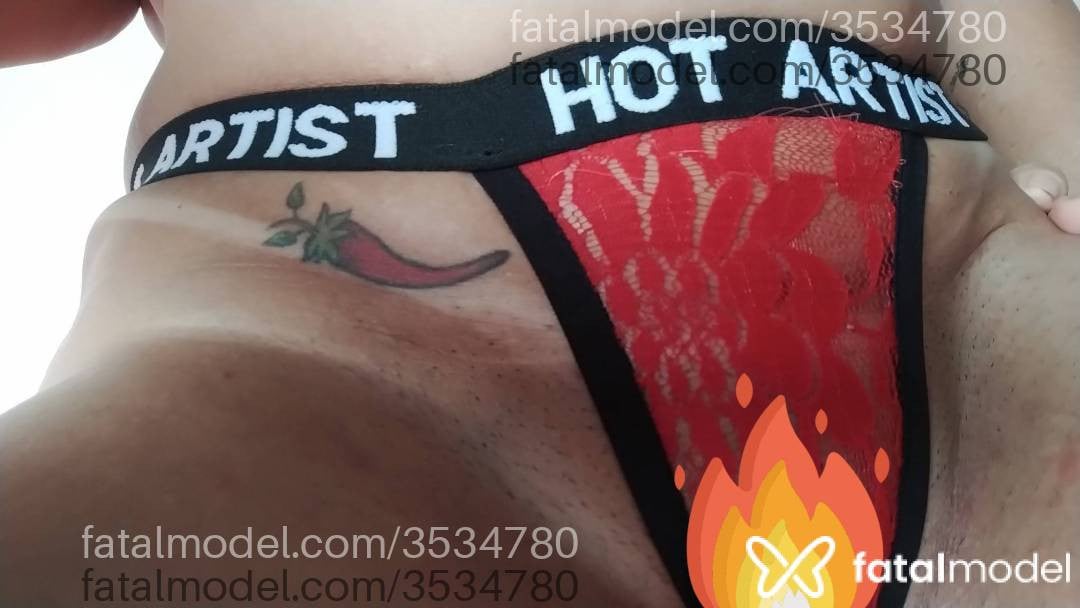 Acompanhante mulher morena (o) de olhos castanhos - Mell Almeida