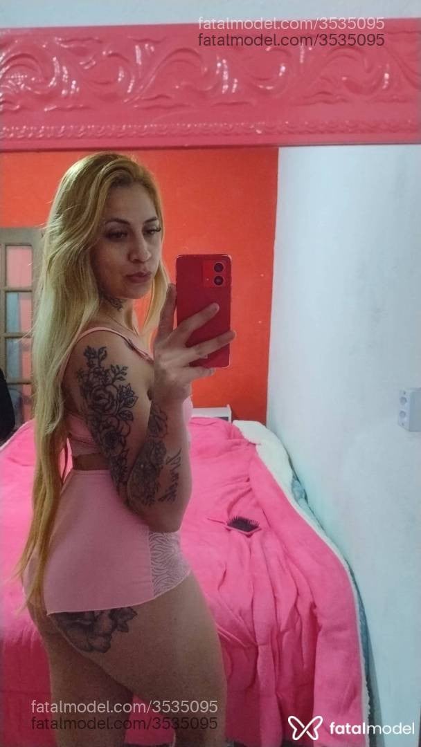 Acompanhante mulher loira (o) de olhos castanhos - Marcela Albuquerqu