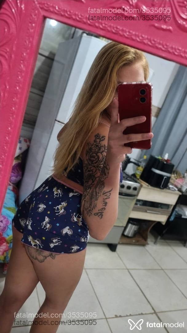 Acompanhante mulher loira (o) de olhos castanhos - Marcela Albuquerqu
